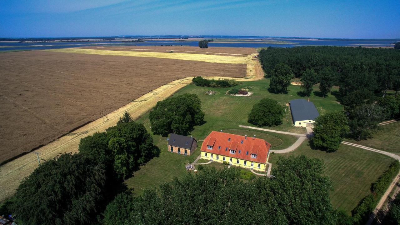 Ferienhaus Gut Rattelvitz Insel Ruegen Gingst Exterior photo